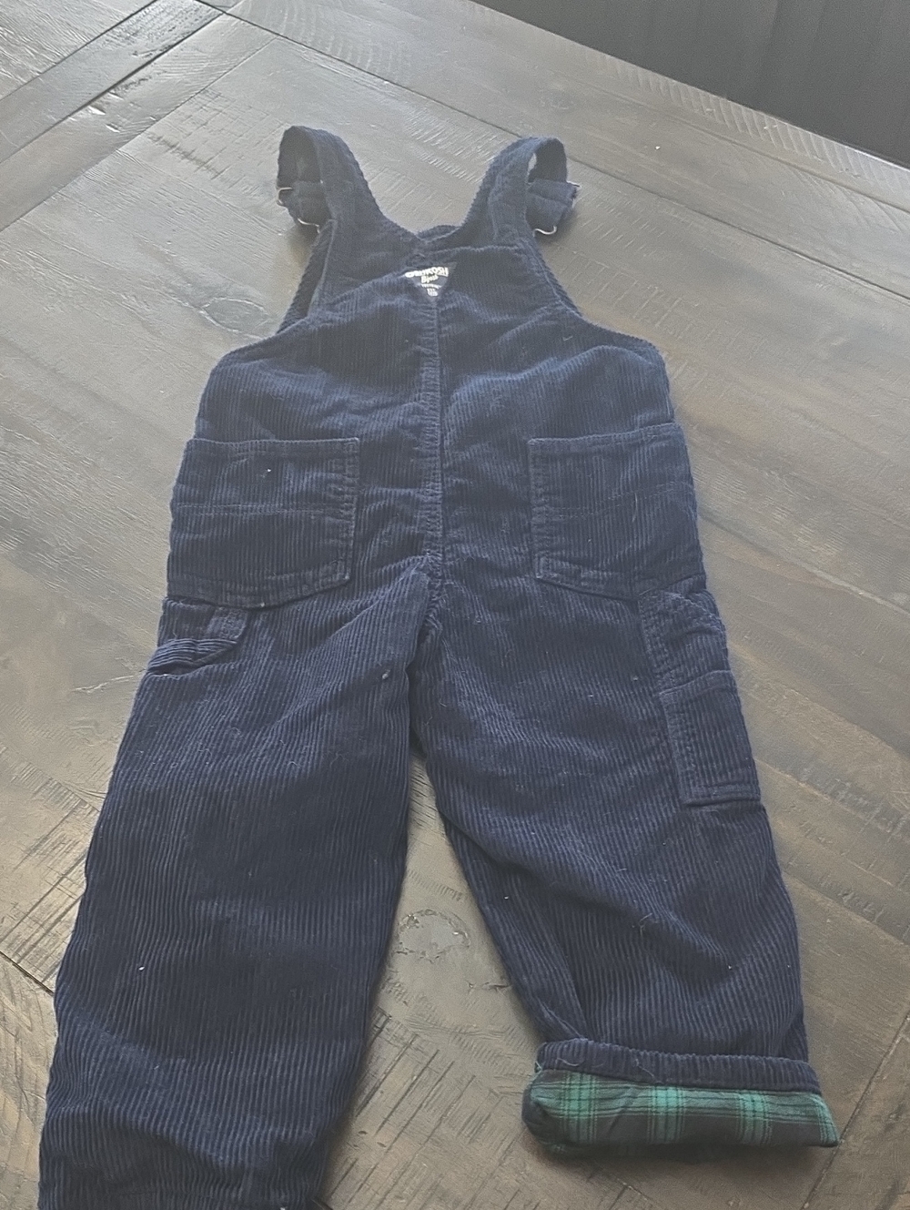 Boys Oshkosh Cord/lined Overalls. 4t. Used. - Picture 4 of 4
